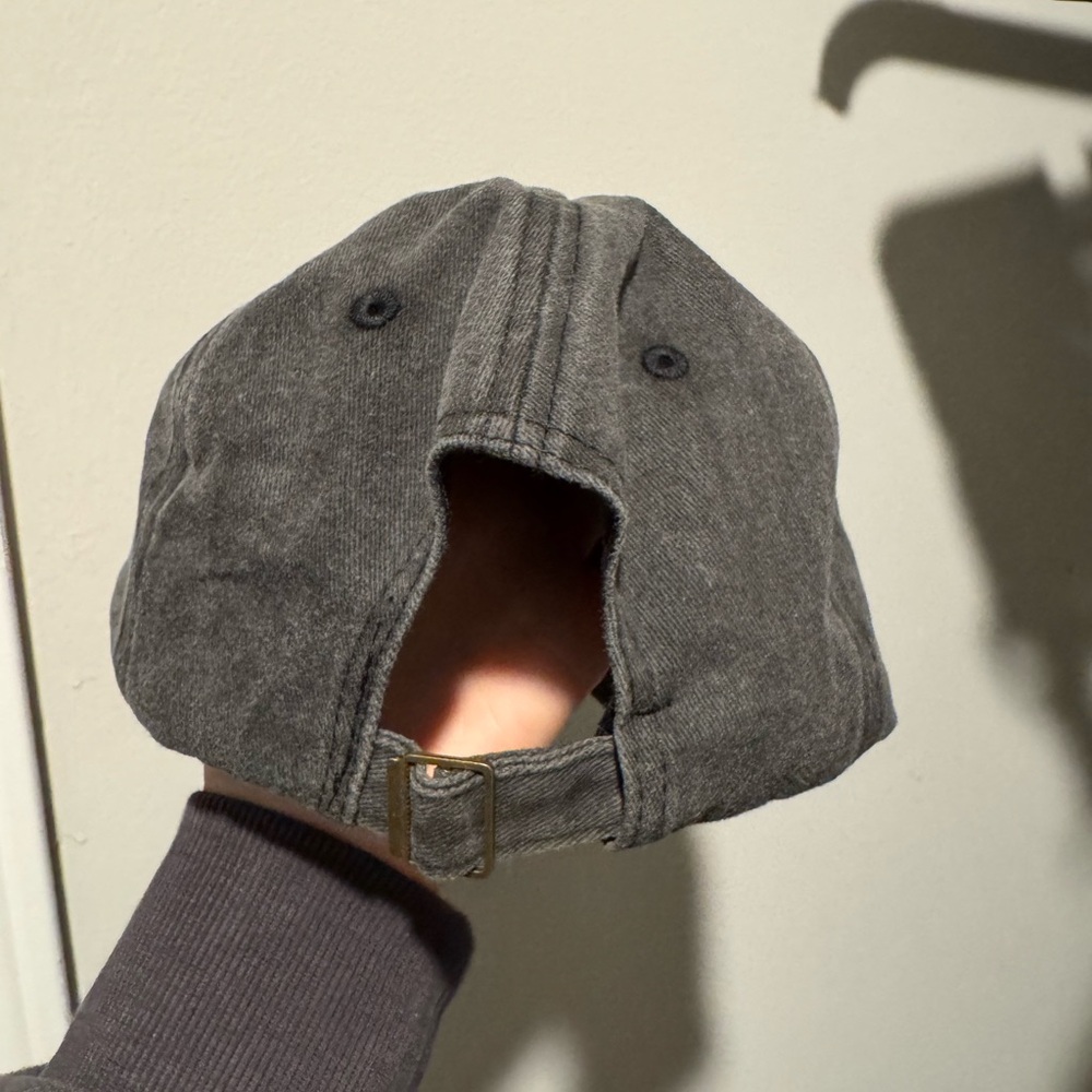 Adjustable baseball hat - Picture 2 of 2
